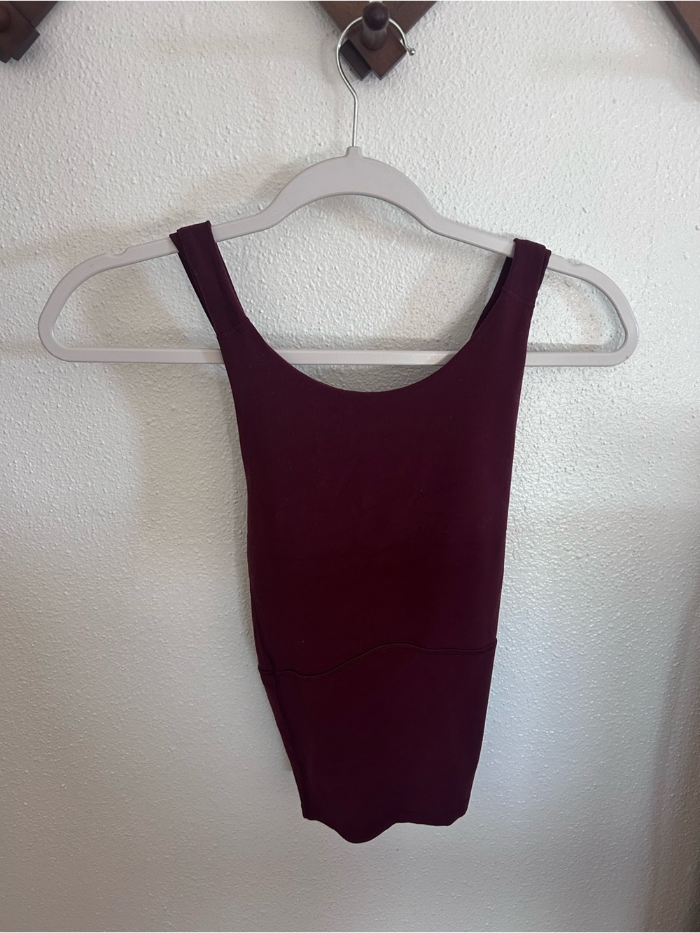Lululemon Maroon workout tank with built in bra